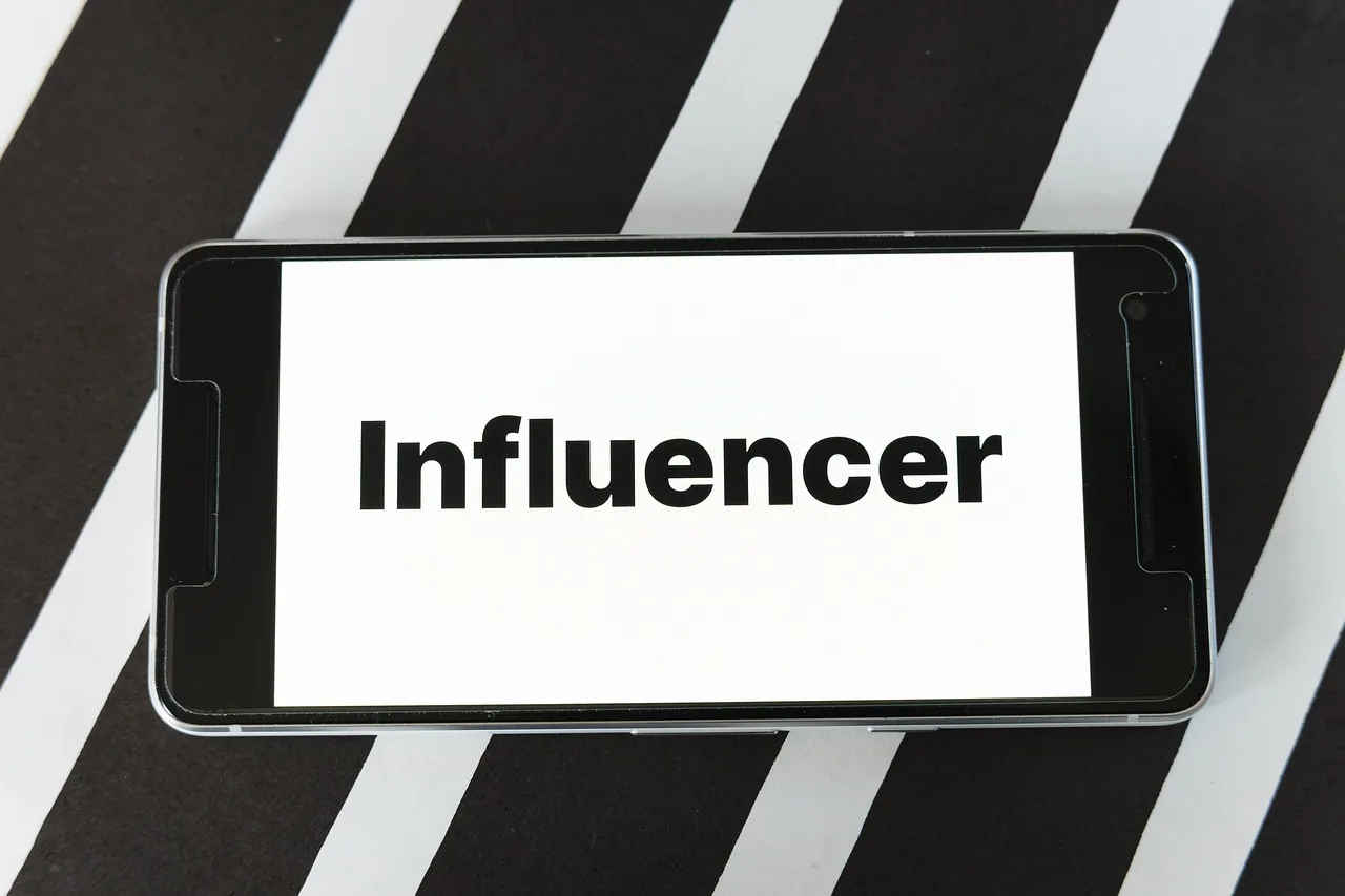 mockup, screen, smartphone, website, blog, word, influencer, brand, branding, marketing, instagram, youtube, facebook, group, community, network, communication, social, connection, platform, internet, influencer, influencer, influencer, influencer, influencer. FTC disclosure rules for US brand deals and what clear and conspicuous means