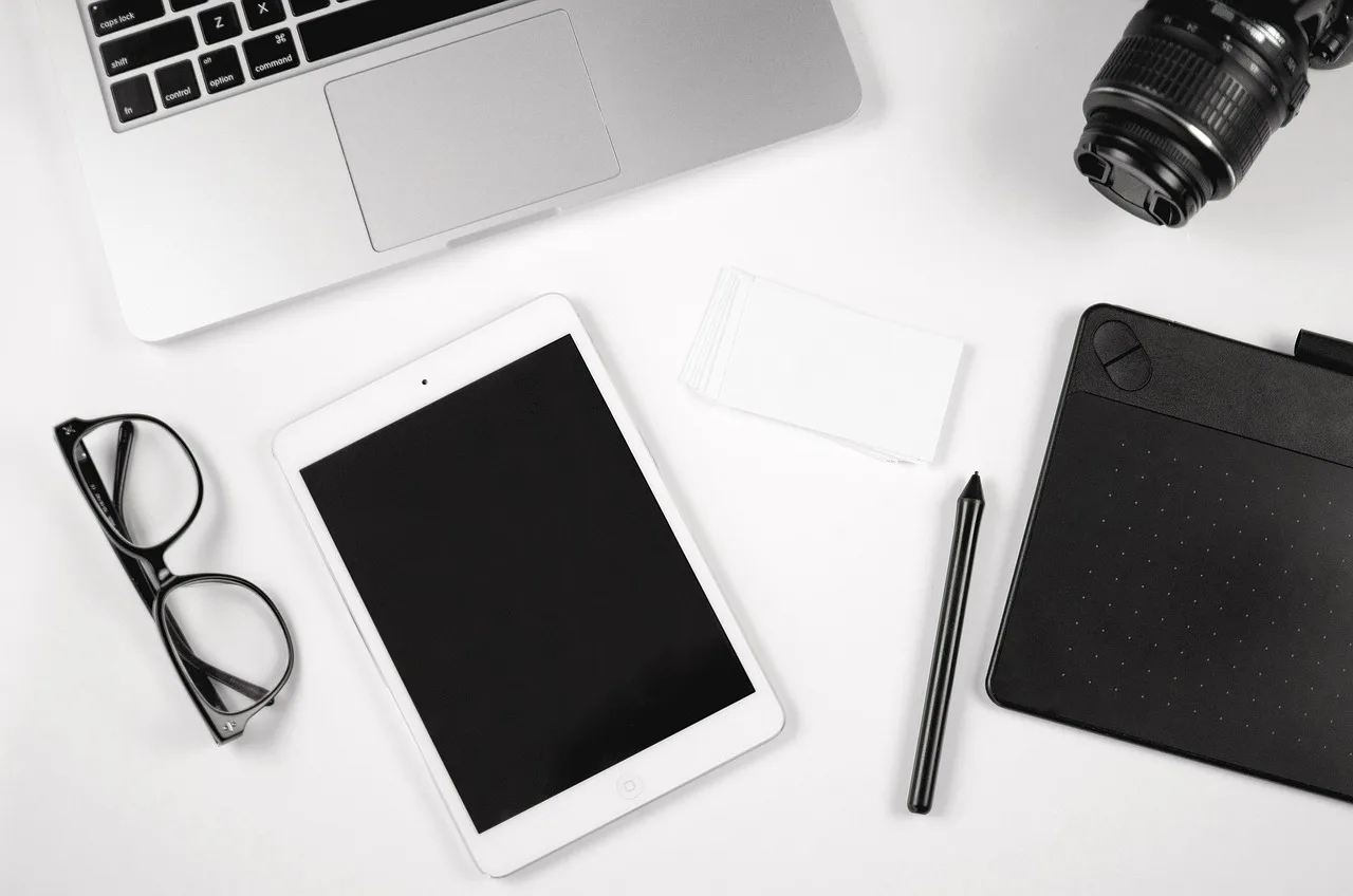 laptop, technology, computer, business, digital, office, work, keyboard, white, professional, tech, card, business card, glasses, black, tablet, device, influencer, blogger, flatlay, flat lay, art, pen, creative, graphic, designer, tech, tech, tech, tech, tech, influencer. How state income tax changes take-home pay for US creators