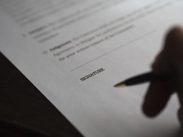 business, signature, contract, deal, paperwork, hand, ready, to write, ok, signature, signature, signature, signature, signature, contract, contract, paperwork. Los Angeles and New York creator net income on the same brand deal